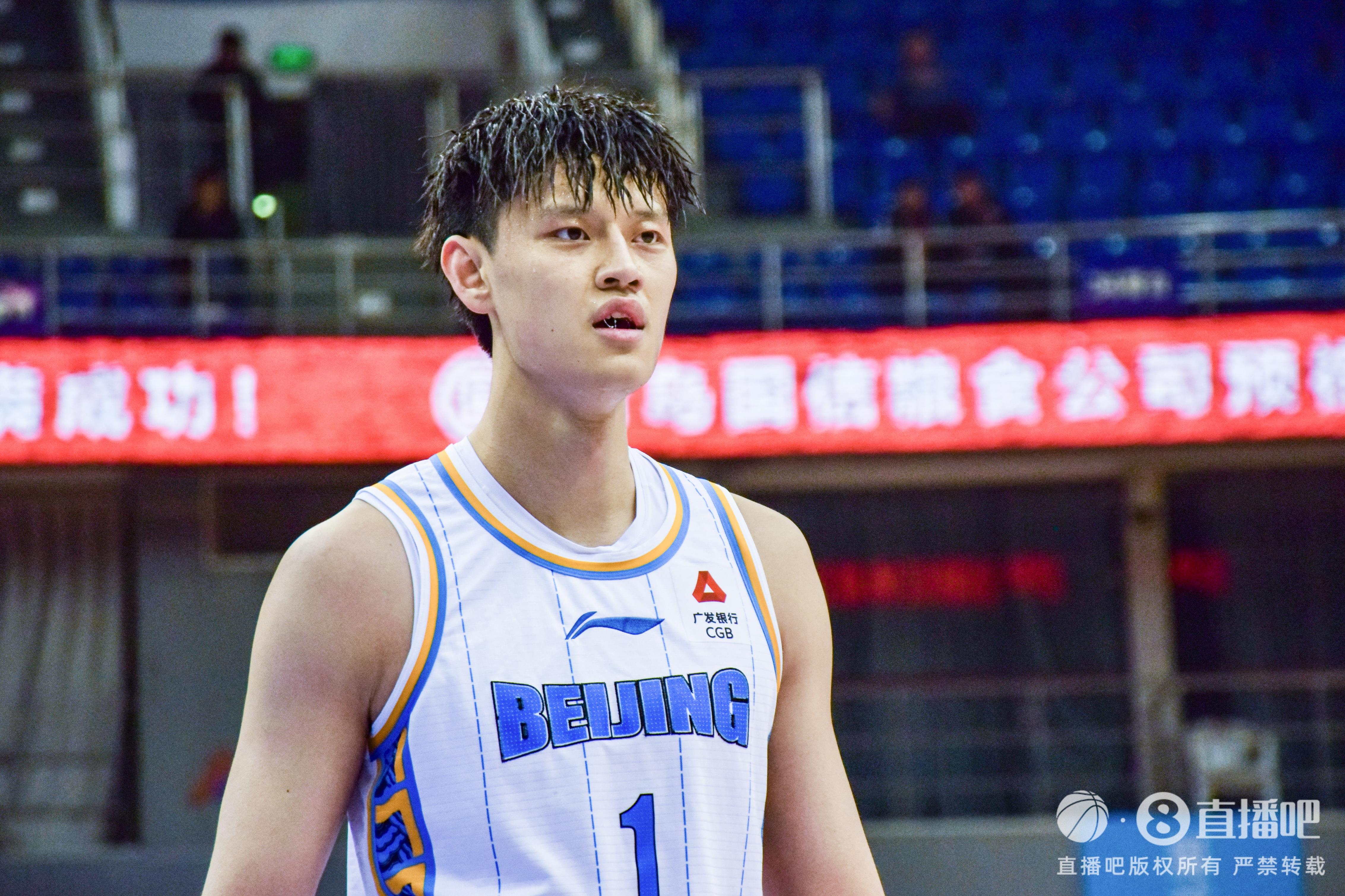 7次大帽相當炸裂！曾凡博替補砍16分7板7帽 大帽絕殺遼寧！