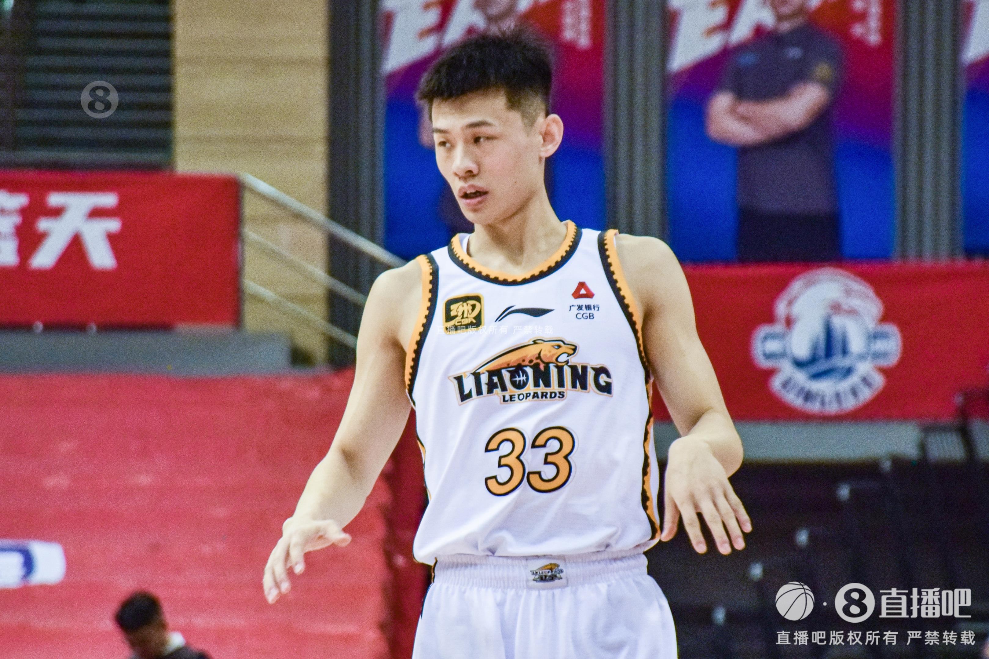 盡力了！王嵐嵚末節(jié)2記三分 全場18分鐘4中3拿到10分